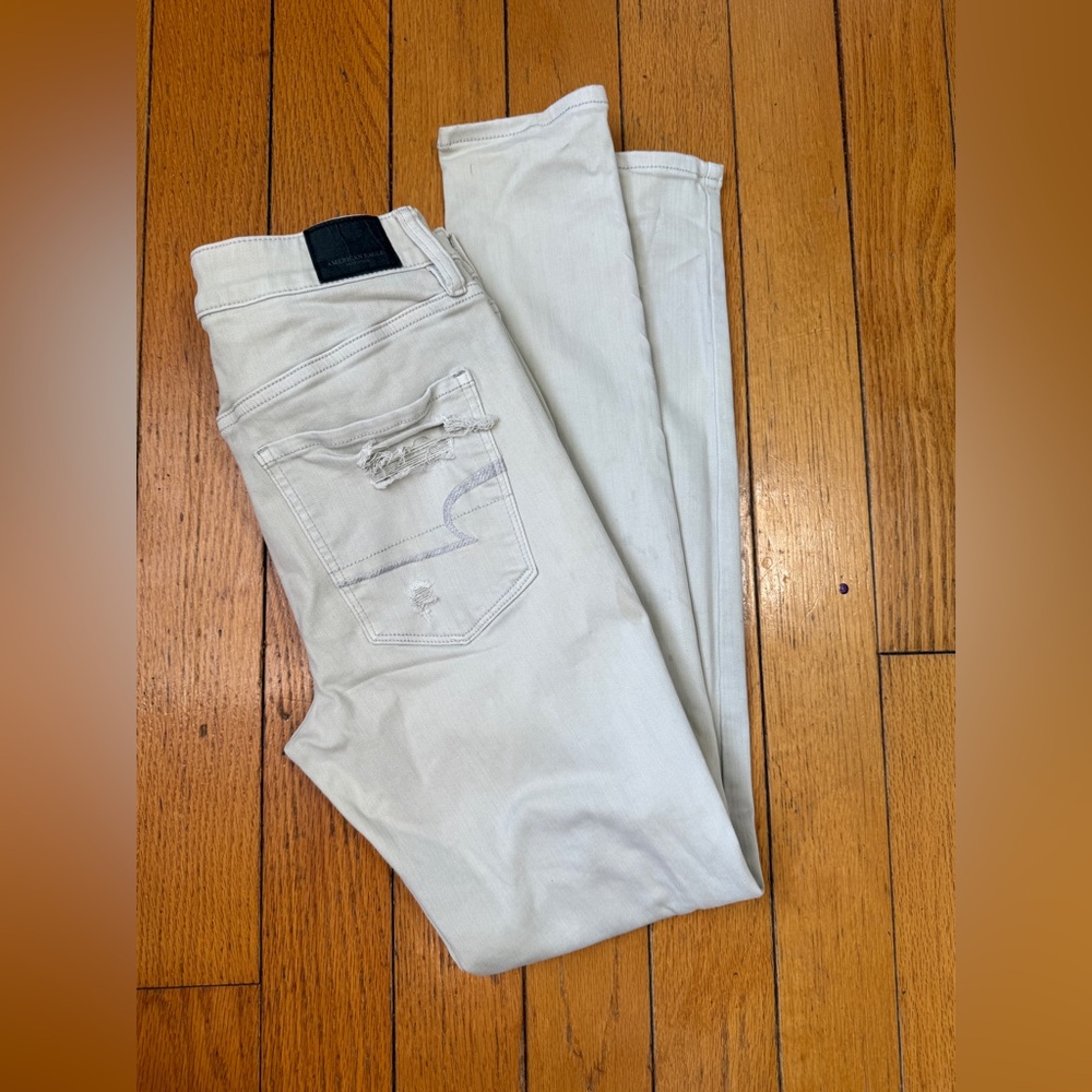American Eagle Outfitters Men's Light Cream Slim Jeans